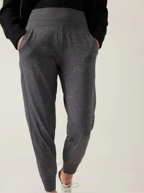 Athleta Venice High Rise Jogger Pants | Heathered Grey | Small
